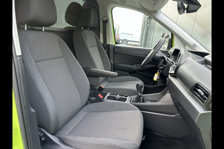 Volkswagen Caddy Cargo 2.0 TDI 102 PK / 1e EIG. / TREKHAAK / CRUISE / AIRCO / APPLE CARPLAY / NAVI Volkswagen Caddy Cargo 2.0 TDI 102 PK / 1e EIG. / TREKHAAK / CRUISE / AIRCO / APPLE CARPLAY / NAVI