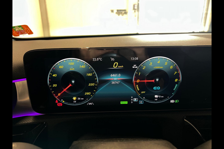 Mercedes-Benz A-Klasse 250 e AMG Line | PANO | NIGHT | MEMORY SEATS | CAMERA | LED Mercedes-Benz A-Klasse 250 e AMG Line | PANO | NIGHT | MEMORY SEATS | CAMERA | LED