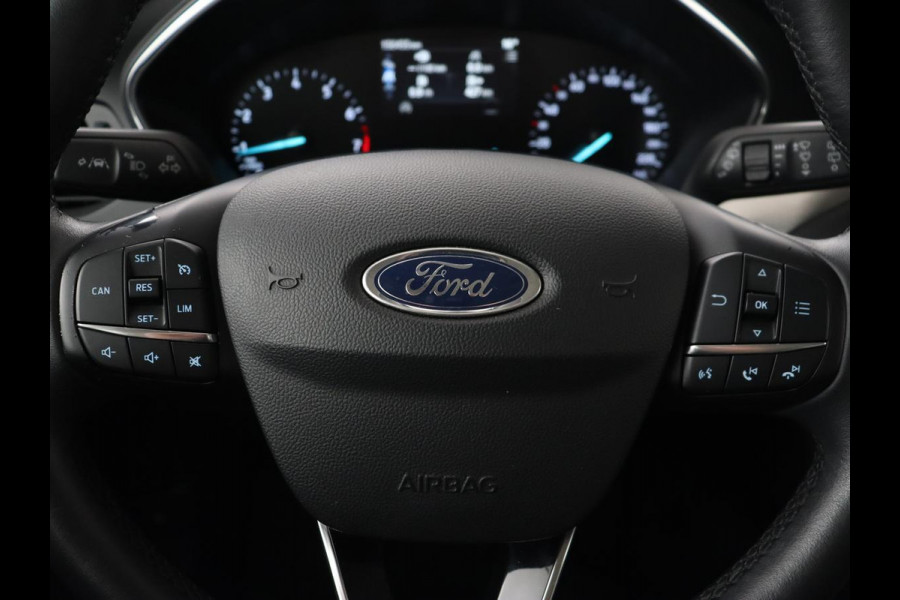 Ford Focus 1.0 EcoBoost Titanium | Trekhaak | Carplay | Navigatie | Keyless | Full LED | Parkeerhulp | Climate control | Cruise control Ford Focus 1.0 EcoBoost Titanium | Trekhaak | Carplay | Navigatie | Keyless | Full LED | Parkeerhulp | Climate control | Cruise control