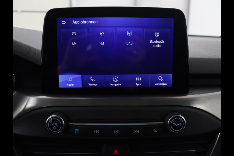 Ford Focus 1.0 EcoBoost Titanium | Trekhaak | Carplay | Navigatie | Keyless | Full LED | Parkeerhulp | Climate control | Cruise control Ford Focus 1.0 EcoBoost Titanium | Trekhaak | Carplay | Navigatie | Keyless | Full LED | Parkeerhulp | Climate control | Cruise control