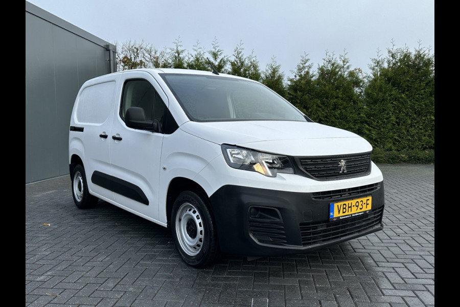 Peugeot Partner 1.6 BlueHDI EURO 6 / L1H1 / AIRCO / PARKEERSENSOREN / BLUETOOTH Peugeot Partner 1.6 BlueHDI EURO 6 / L1H1 / AIRCO / PARKEERSENSOREN / BLUETOOTH