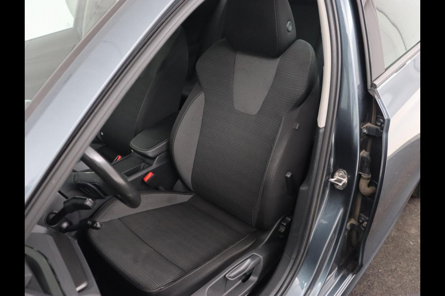 Škoda Octavia 1.0 e-TSI Business Edition | Trekhaak | Adaptive cruise | Carplay | Navigatie | Stuurverwarming | Parkeerhulp | Digital Cockpit | Full LED