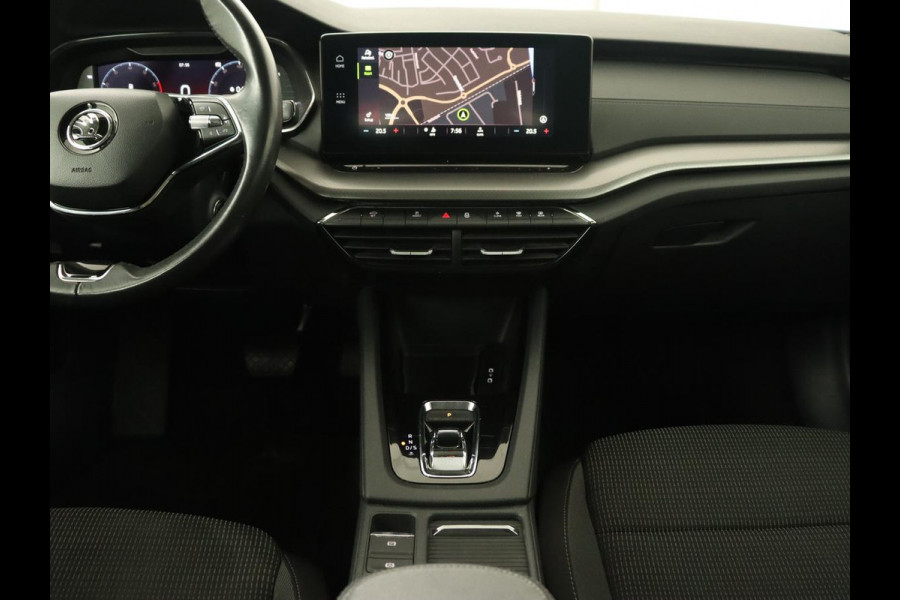 Škoda Octavia 1.0 e-TSI Business Edition | Trekhaak | Adaptive cruise | Carplay | Navigatie | Stuurverwarming | Parkeerhulp | Digital Cockpit | Full LED