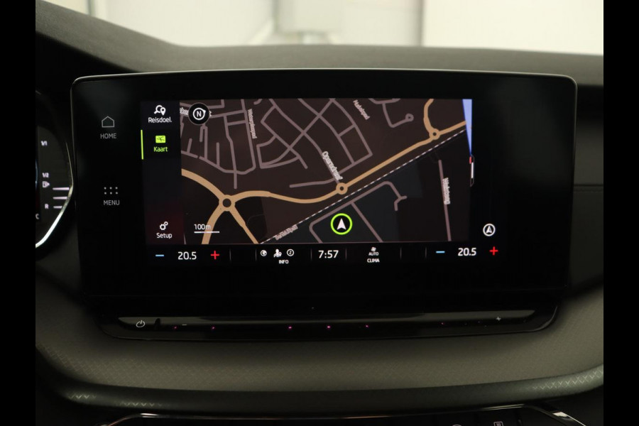 Škoda Octavia 1.0 e-TSI Business Edition | Trekhaak | Adaptive cruise | Carplay | Navigatie | Stuurverwarming | Parkeerhulp | Digital Cockpit | Full LED