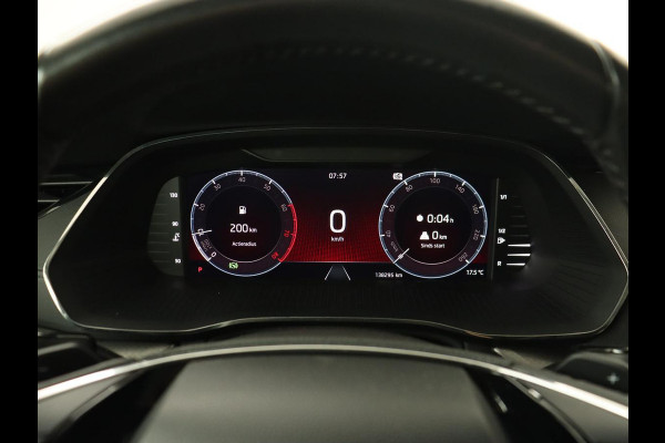 Škoda Octavia 1.0 e-TSI Business Edition | Trekhaak | Adaptive cruise | Carplay | Navigatie | Stuurverwarming | Parkeerhulp | Digital Cockpit | Full LED