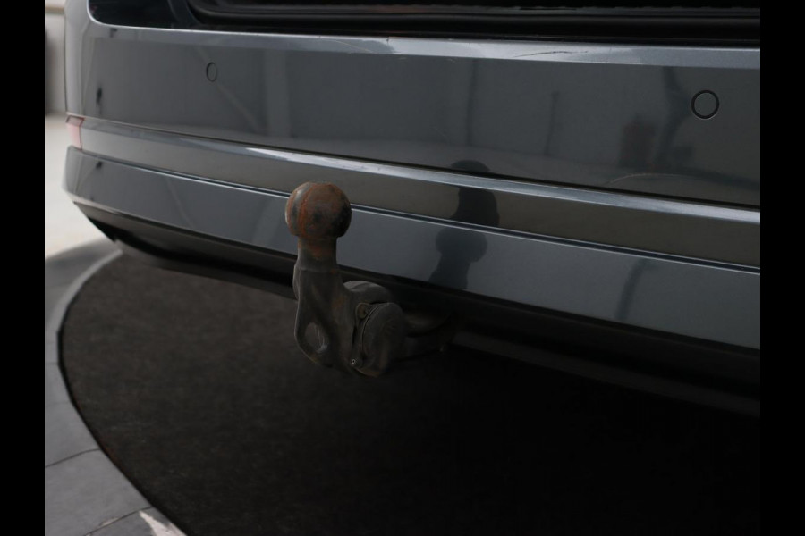 Škoda Octavia 1.0 e-TSI Business Edition | Trekhaak | Adaptive cruise | Carplay | Navigatie | Stuurverwarming | Parkeerhulp | Digital Cockpit | Full LED