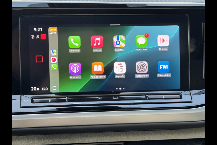 Volkswagen Multivan 1.4 eHybrid L1 Bulli Edition Climate control v/a Cruise control Full LED Matrix Pano Navigatie Apple / Android