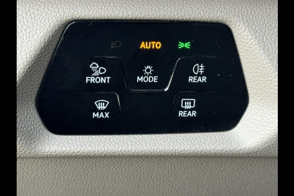 Volkswagen Multivan 1.4 eHybrid L1 Bulli Edition Climate control v/a Cruise control Full LED Matrix Pano Navigatie Apple / Android