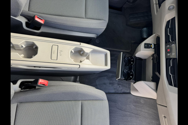 Volkswagen Multivan 1.4 eHybrid L1 Bulli Edition Climate control v/a Cruise control Full LED Matrix Pano Navigatie Apple / Android