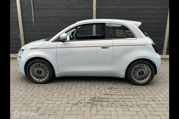 Fiat 500 Urban 42 kWh Clima / LM / Carplay / Parelmoer lak / 8.875 KM!!!
