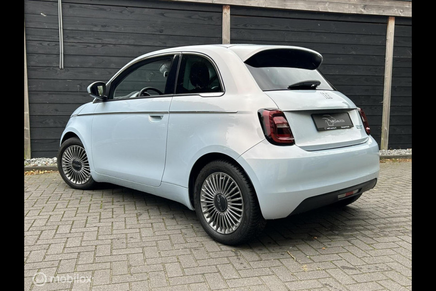 Fiat 500 Urban 42 kWh Clima / LM / Carplay / Parelmoer lak / 8.875 KM!!!
