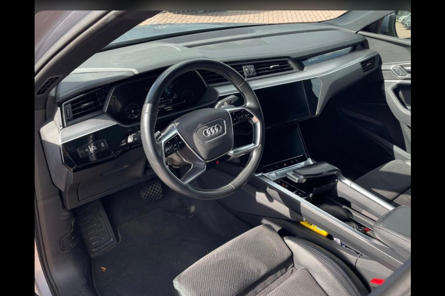 Audi e-tron Sportback 50 quattro S edition 71 kWh | S-Line | Black Edition | Panoramadak | Memory Seats | Luchtvering | Adaptive Cruise Control | Apple Carplay | Keyless | Matrix LED | Leder | Stoelverwarming | NAP | Audi e-tron Sportback 50 quattro S edition 71 kWh | S-Line | Black Edition | Panoramadak | Memory Seats | Luchtvering | Adaptive Cruise Control | Apple Carplay | Keyless | Matrix LED | Leder | Stoelverwarming | NAP |