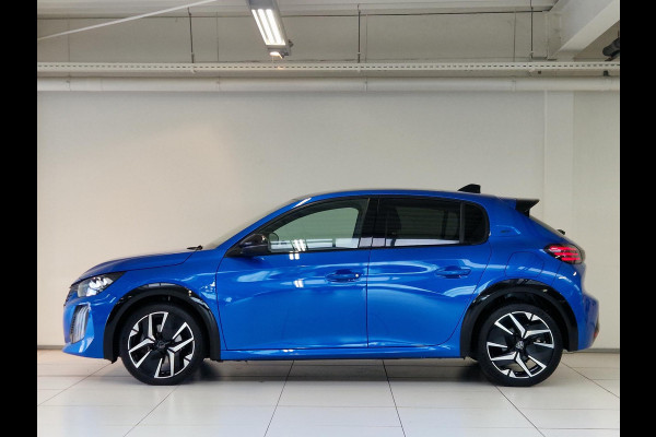 Peugeot 208 Hybrid 136 e-DCS6 GT | Automaat | Panoramadak | Draadloze telefoonlader | Achteruitrijcamera Peugeot 208 Hybrid 136 e-DCS6 GT | Automaat | Panoramadak | Draadloze telefoonlader | Achteruitrijcamera