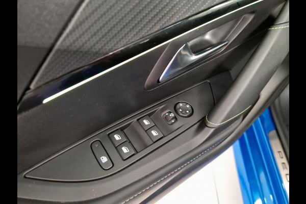 Peugeot 208 Hybrid 136 e-DCS6 GT | Automaat | Panoramadak | Draadloze telefoonlader | Achteruitrijcamera Peugeot 208 Hybrid 136 e-DCS6 GT | Automaat | Panoramadak | Draadloze telefoonlader | Achteruitrijcamera