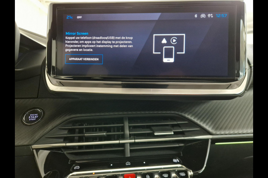 Peugeot 208 Hybrid 136 e-DCS6 GT | Automaat | Panoramadak | Draadloze telefoonlader | Achteruitrijcamera Peugeot 208 Hybrid 136 e-DCS6 GT | Automaat | Panoramadak | Draadloze telefoonlader | Achteruitrijcamera