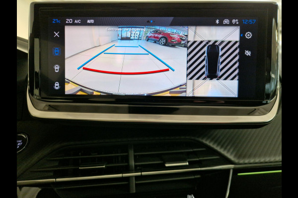 Peugeot 208 Hybrid 136 e-DCS6 GT | Automaat | Panoramadak | Draadloze telefoonlader | Achteruitrijcamera Peugeot 208 Hybrid 136 e-DCS6 GT | Automaat | Panoramadak | Draadloze telefoonlader | Achteruitrijcamera