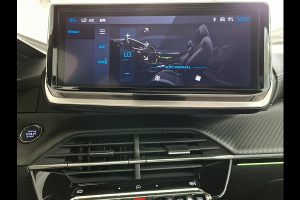 Peugeot 208 Hybrid 136 e-DCS6 GT | Automaat | Panoramadak | Draadloze telefoonlader | Achteruitrijcamera Peugeot 208 Hybrid 136 e-DCS6 GT | Automaat | Panoramadak | Draadloze telefoonlader | Achteruitrijcamera