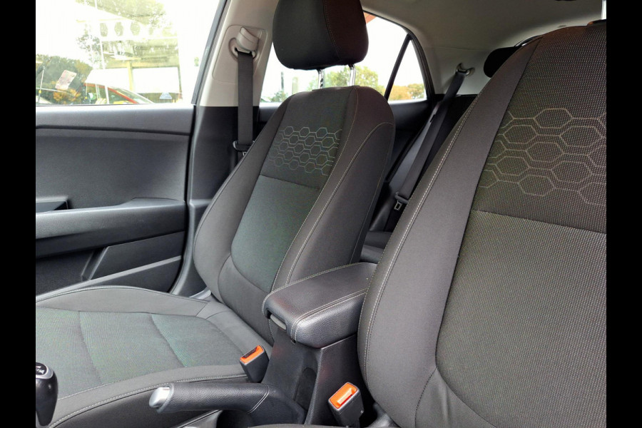 Kia Rio 1.0 TGDI First Edition | Airco | Trekhaak | NAP | Navi | Camera | (occasion)