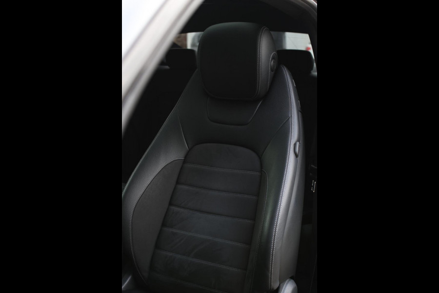 Mercedes-Benz C-Klasse Coupé 180 AMG *Pano*Camera*Magno kleur*Multibeam*