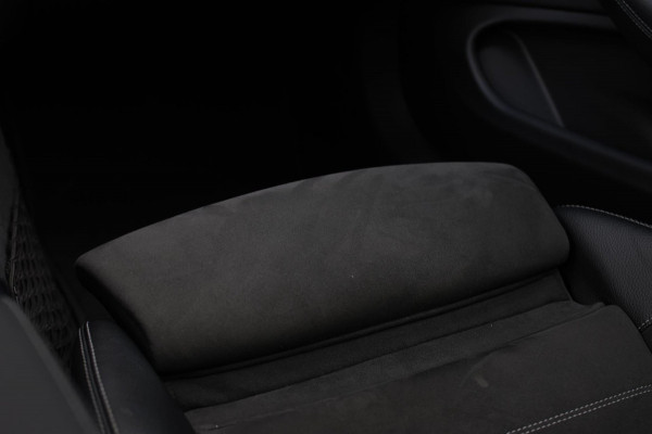 Mercedes-Benz C-Klasse Coupé 180 AMG *Pano*Camera*Magno kleur*Multibeam*