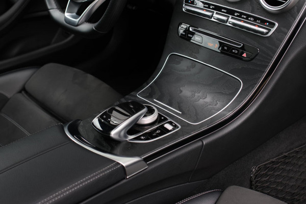 Mercedes-Benz C-Klasse Coupé 180 AMG *Pano*Camera*Magno kleur*Multibeam*