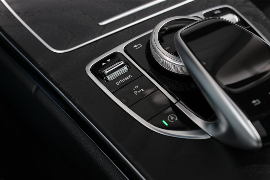 Mercedes-Benz C-Klasse Coupé 180 AMG *Pano*Camera*Magno kleur*Multibeam*