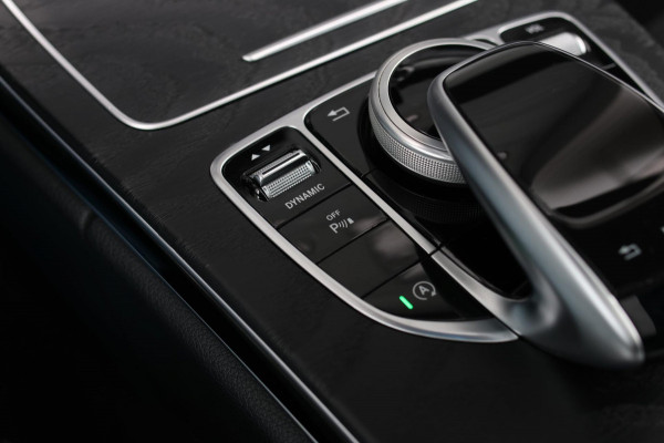 Mercedes-Benz C-Klasse Coupé 180 AMG *Pano*Camera*Magno kleur*Multibeam*