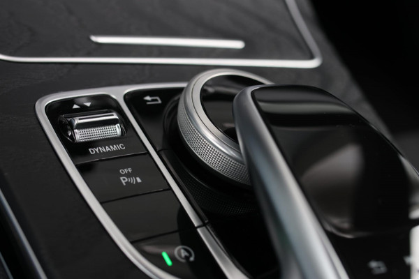 Mercedes-Benz C-Klasse Coupé 180 AMG *Pano*Camera*Magno kleur*Multibeam*