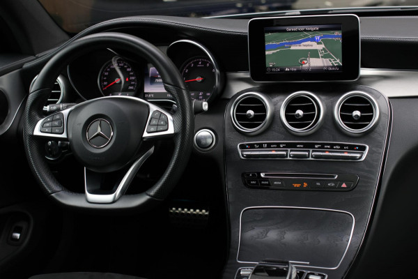 Mercedes-Benz C-Klasse Coupé 180 AMG *Pano*Camera*Magno kleur*Multibeam*