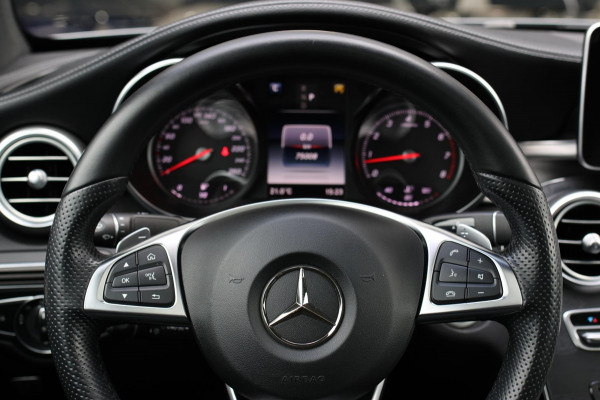 Mercedes-Benz C-Klasse Coupé 180 AMG *Pano*Camera*Magno kleur*Multibeam*