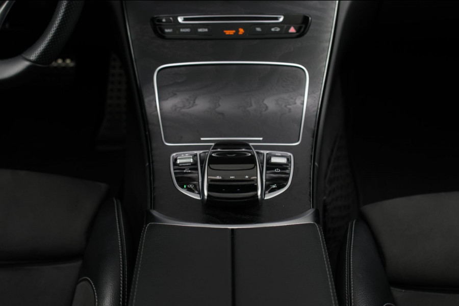 Mercedes-Benz C-Klasse Coupé 180 AMG *Pano*Camera*Magno kleur*Multibeam*