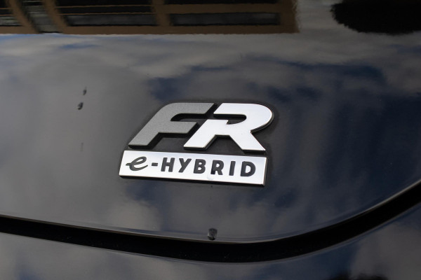 Seat Leon 1.4 TSI eHybrid PHEV FR Bus.Int. PANO Memory Camera Adaptief