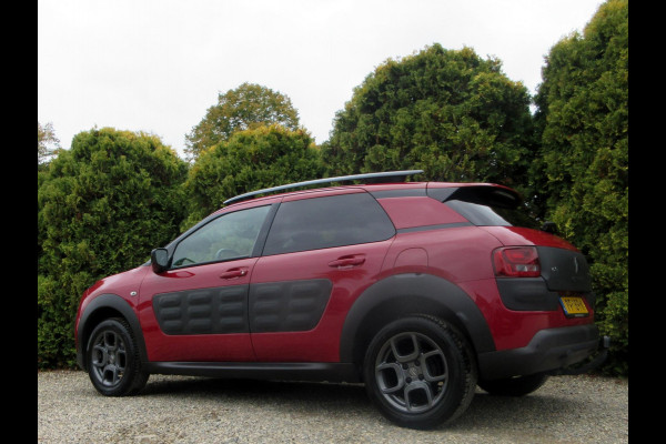 Citroën C4 Cactus 1.2 PureTech Shine *Navigatie*Trekhaak* Citroën C4 Cactus 1.2 PureTech Shine *Navigatie*Trekhaak*