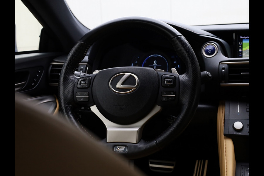 Lexus RC 300h F SPORT Line | Mark Levinson | Stoelventilatie | Safety Pac Lexus RC 300h F SPORT Line | Mark Levinson | Stoelventilatie | Safety Pac