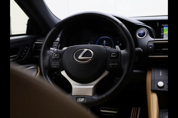 Lexus RC 300h F SPORT Line | Mark Levinson | Stoelventilatie | Safety Pac Lexus RC 300h F SPORT Line | Mark Levinson | Stoelventilatie | Safety Pac