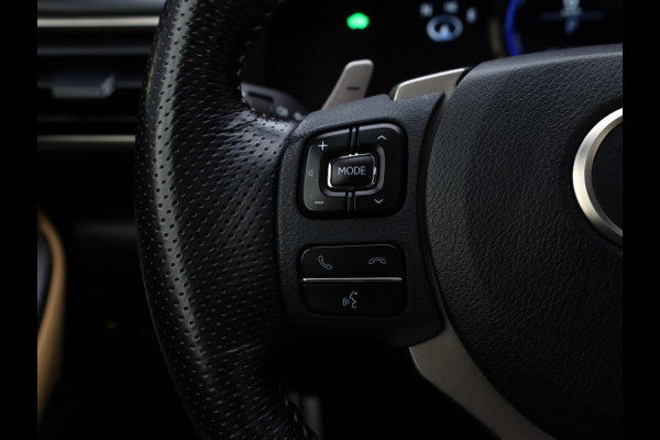 Lexus RC 300h F SPORT Line | Mark Levinson | Stoelventilatie | Safety Pac Lexus RC 300h F SPORT Line | Mark Levinson | Stoelventilatie | Safety Pac