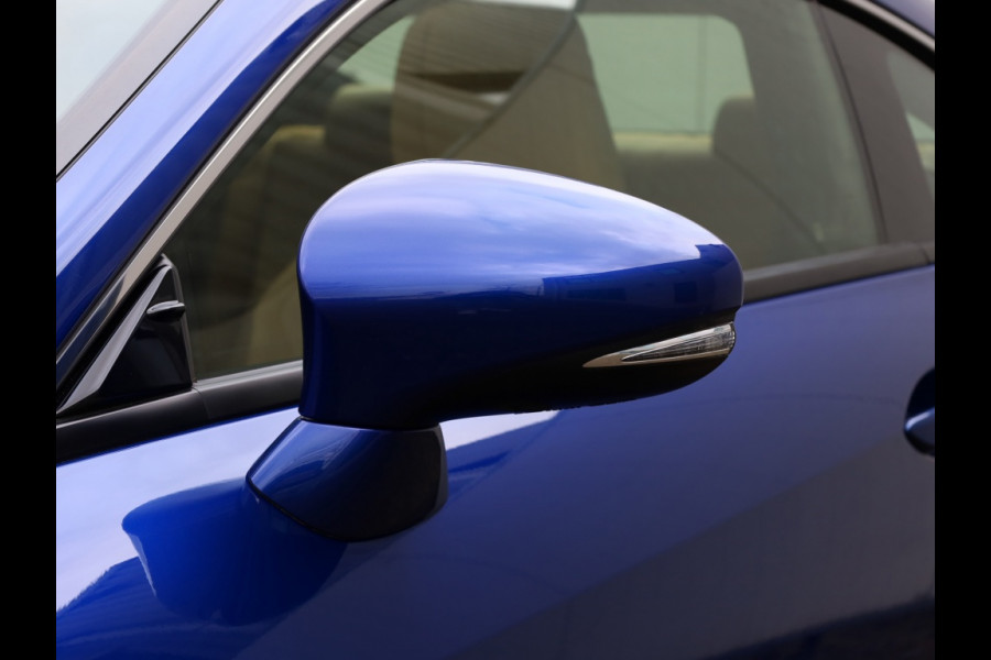 Lexus RC 300h F SPORT Line | Mark Levinson | Stoelventilatie | Safety Pac Lexus RC 300h F SPORT Line | Mark Levinson | Stoelventilatie | Safety Pac