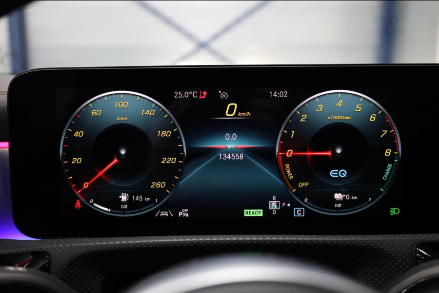 Mercedes-Benz A-Klasse 250 e AMG Line LED/SFEER/PANORAMADAK/LEER+S.VERWARMING+MEMORY/19"LMV/360 CAM/LINE/ACC/ECC/12 MDN GARANTIE! Mercedes-Benz A-Klasse 250 e AMG Line LED/SFEER/PANORAMADAK/LEER+S.VERWARMING+MEMORY/19"LMV/360 CAM/LINE/ACC/ECC/12 MDN GARANTIE!