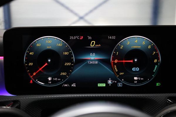 Mercedes-Benz A-Klasse 250 e AMG Line LED/SFEER/PANORAMADAK/LEER+S.VERWARMING+MEMORY/19"LMV/360 CAM/LINE/ACC/ECC/12 MDN GARANTIE! Mercedes-Benz A-Klasse 250 e AMG Line LED/SFEER/PANORAMADAK/LEER+S.VERWARMING+MEMORY/19"LMV/360 CAM/LINE/ACC/ECC/12 MDN GARANTIE!