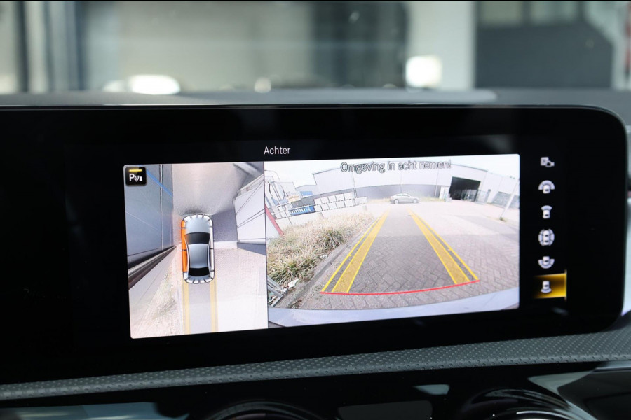 Mercedes-Benz A-Klasse 250 e AMG Line LED/SFEER/PANORAMADAK/LEER+S.VERWARMING+MEMORY/19"LMV/360 CAM/LINE/ACC/ECC/12 MDN GARANTIE! Mercedes-Benz A-Klasse 250 e AMG Line LED/SFEER/PANORAMADAK/LEER+S.VERWARMING+MEMORY/19"LMV/360 CAM/LINE/ACC/ECC/12 MDN GARANTIE!