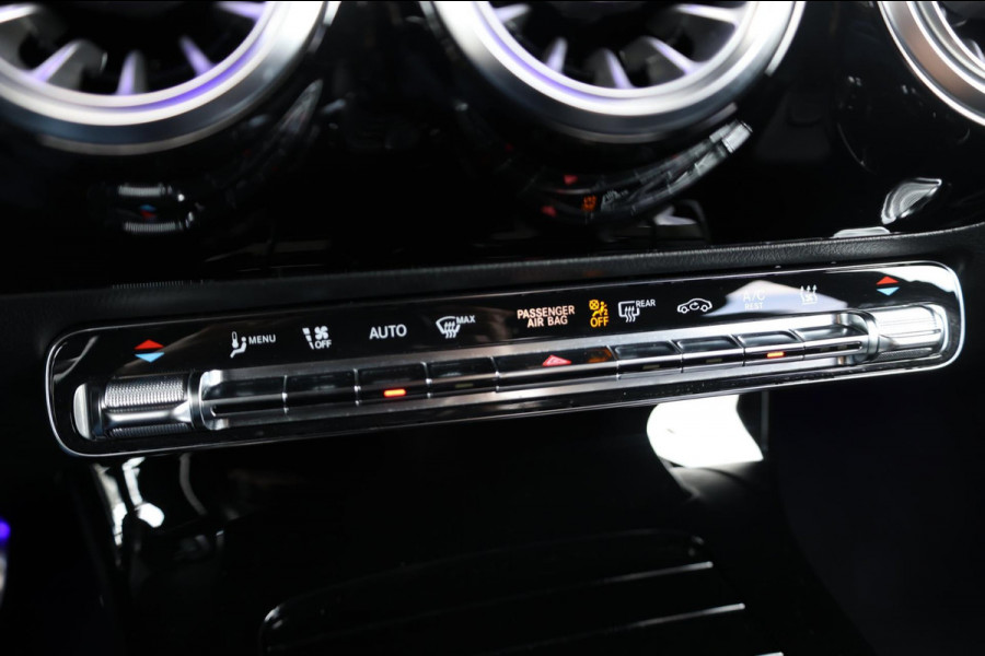 Mercedes-Benz A-Klasse 250 e AMG Line LED/SFEER/PANORAMADAK/LEER+S.VERWARMING+MEMORY/19"LMV/360 CAM/LINE/ACC/ECC/12 MDN GARANTIE! Mercedes-Benz A-Klasse 250 e AMG Line LED/SFEER/PANORAMADAK/LEER+S.VERWARMING+MEMORY/19"LMV/360 CAM/LINE/ACC/ECC/12 MDN GARANTIE!
