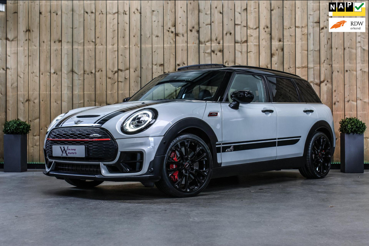 MINI Clubman 2.0 JCW 306Pk ALL4 *Pano*Harman/Kardon*Camera*Leder*Head-Up* MINI Clubman 2.0 JCW 306Pk ALL4 *Pano*Harman/Kardon*Camera*Leder*Head-Up*