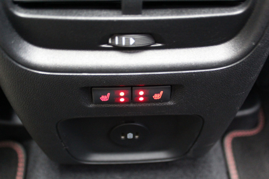 Ford Kuga 2.5-243pk PHEV ST-Line X. 2100kg trekgewicht ! Nieuw Model ! Van €. 54.937,- voor €. 43.735,- ! Trekgewicht van 2.100kg ! Elektr. verstelb. AGR stoelen voor, Stoel-, stuur-, voorraam- en achterbank verwarming, Elektr. panorama/schuif-kanteldak , Trekhaak wegklapbaar, Ford Kuga 2.5-243pk PHEV ST-Line X. 2100kg trekgewicht ! Nieuw Model ! Van €. 54.937,- voor €. 43.735,- ! Trekgewicht van 2.100kg ! Elektr. verstelb. AGR stoelen voor, Stoel-, stuur-, voorraam- en achterbank verwarming, Elektr. panorama/schuif-kanteldak , Trekhaak wegklapbaar,