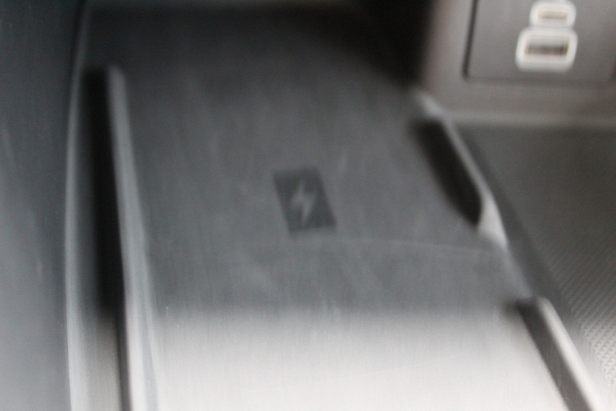 Ford Kuga 2.5-243pk PHEV ST-Line X. 2100kg trekgewicht ! Nieuw Model ! Van €. 54.937,- voor €. 43.735,- ! Trekgewicht van 2.100kg ! Elektr. verstelb. AGR stoelen voor, Stoel-, stuur-, voorraam- en achterbank verwarming, Elektr. panorama/schuif-kanteldak , Trekhaak wegklapbaar, Ford Kuga 2.5-243pk PHEV ST-Line X. 2100kg trekgewicht ! Nieuw Model ! Van €. 54.937,- voor €. 43.735,- ! Trekgewicht van 2.100kg ! Elektr. verstelb. AGR stoelen voor, Stoel-, stuur-, voorraam- en achterbank verwarming, Elektr. panorama/schuif-kanteldak , Trekhaak wegklapbaar,