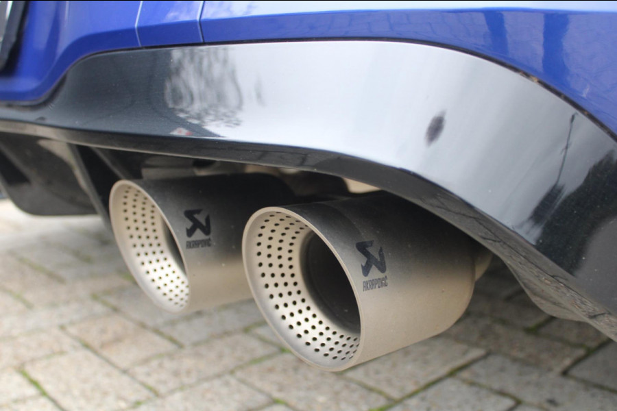 Volkswagen Golf 2.0 TSI 4Motion R ABT 384pk | Pano | Akrapovic | Leder | HK | HUD Volkswagen Golf 2.0 TSI 4Motion R ABT 384pk | Pano | Akrapovic | Leder | HK | HUD