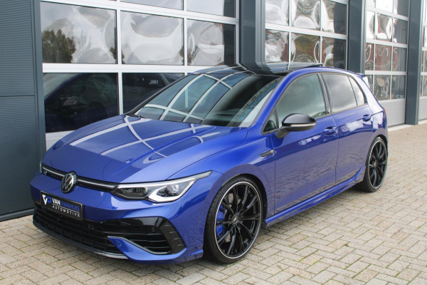 Volkswagen Golf 2.0 TSI 4Motion R ABT 384pk | Pano | Akrapovic | Leder | HK | HUD Volkswagen Golf 2.0 TSI 4Motion R ABT 384pk | Pano | Akrapovic | Leder | HK | HUD