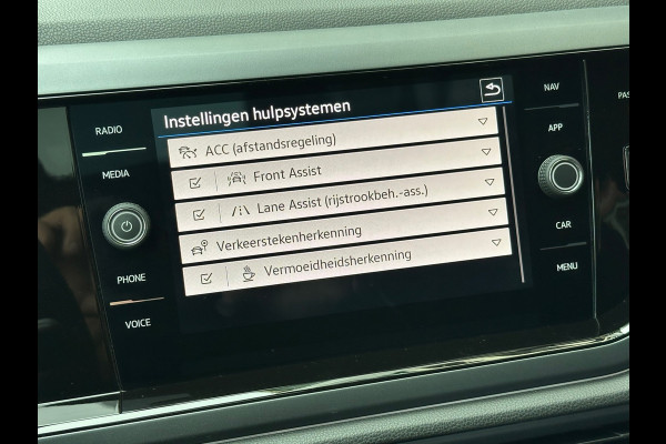 Volkswagen Polo 1.0 TSI R-Line Business Aut Navi Camera Carplay Pano Volkswagen Polo 1.0 TSI R-Line Business Aut Navi Camera Carplay Pano