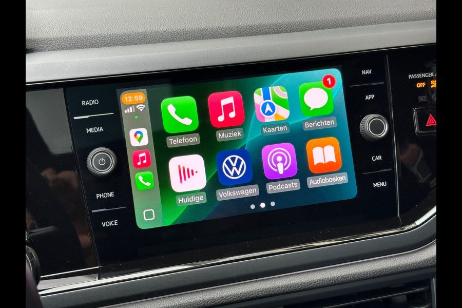 Volkswagen Polo 1.0 TSI R-Line Business Aut Navi Camera Carplay Pano Volkswagen Polo 1.0 TSI R-Line Business Aut Navi Camera Carplay Pano