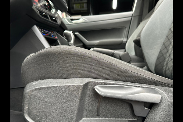 Volkswagen Polo 1.0 TSI R-Line Business Aut Navi Camera Carplay Pano Volkswagen Polo 1.0 TSI R-Line Business Aut Navi Camera Carplay Pano