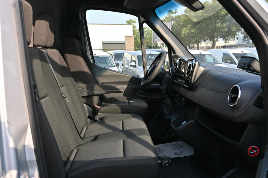 Mercedes-Benz Sprinter 317 CDI L3H2 Pro 2 Schuifdeuren, Smartphone integratiepakket, Geveerde stoel, Etc. Mercedes-Benz Sprinter 317 CDI L3H2 Pro 2 Schuifdeuren, Smartphone integratiepakket, Geveerde stoel, Etc.